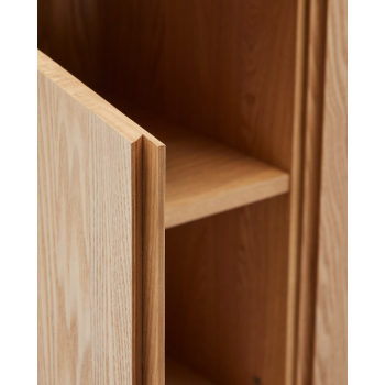 Salaya Sideboard aus Eschen-Sperrholz DIE FORM
