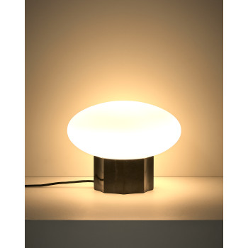 Idela Tischleuchte aus Rauchglas und schwarzem Marmor, Ø 26 cm