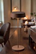 Wiederaufladbare LED-Cocktailtischlampe, Bronze, 2,2 W, 192 lm, 3000 K, dimmbar, IP54, 29,5 x 12 x 12 cm
