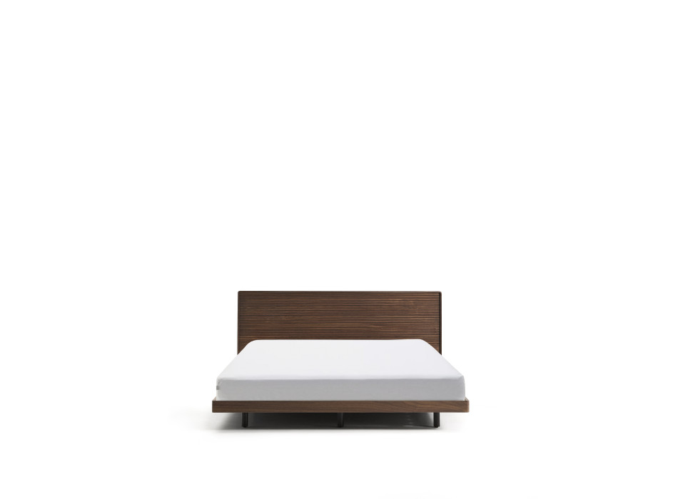 Norlen-Bett aus Walnussfurnier mit dunkler Oberfläche und LED-Beleuchtung für die Matratze, 180 x 200 cm, FSC Mix-zertifiziert