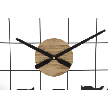 Wanduhr mit Zahlen