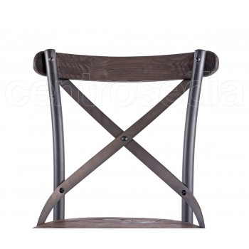 MITTELSTUHL AUS METALL IM ALTEN STIL