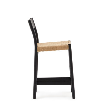 Yalia-Hocker mit Rückenlehne aus massiver Eiche in Schwarz und 65 cm Sitzfläche aus 100 % FSC-zertifiziertem Seil