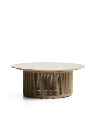 Orosei Outdoor-Couchtisch aus Sinterstein, ecrufarbenem Aluminium und beigefarbenem Seil, Ø 90 cm