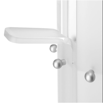 Věšák na kabáty v obchodě Manhattan Emporium 