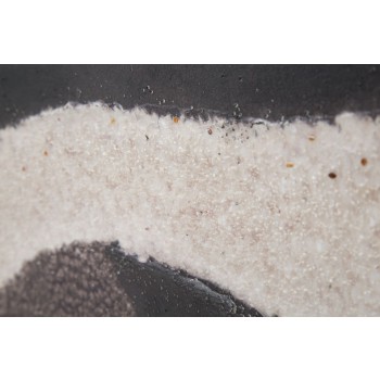 OBRAZ NA TMAVÉM PLÁTNĚ