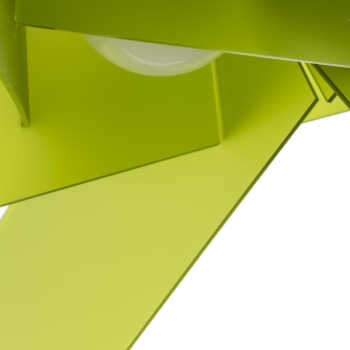 Lampa v obchodním centru Kartika