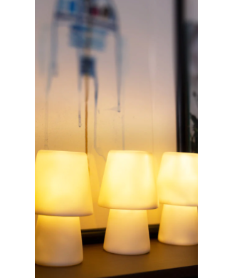 N.1 Micro USB-C 32608 Design 8 Seasons bílý