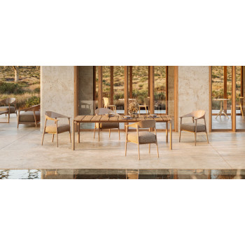 Čalouněné křeslo AFRICA z kolekce VONDOM