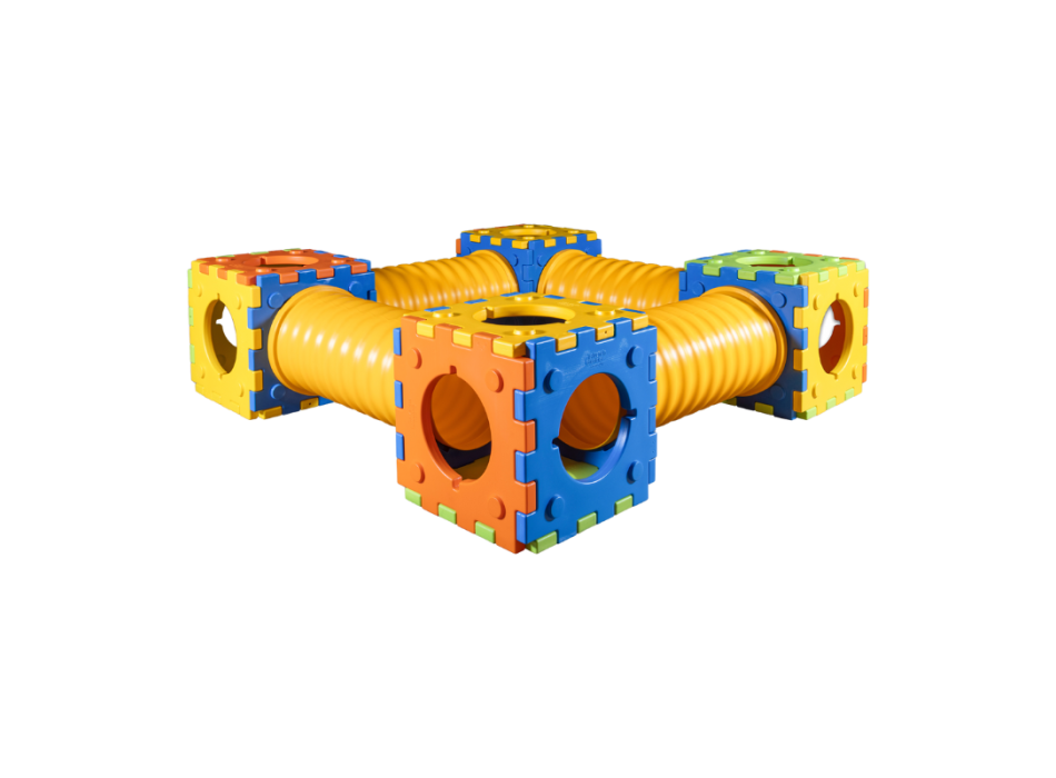 Modulární hra Quadrotto se 4 kostkami a 4 tunely.