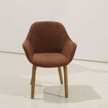 Židle Aleli z ovčí kůže