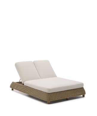 Lettino doppio Meria in rattan sintetico e gambe in legno massiccio di acacia 100% FSC