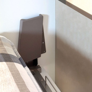 Mod. Versia francese 140 con armadio 2 anta sx-dx - Letto matrimoniale francese a scomparsa 140 Versia con armadio sx 2 ante argilla