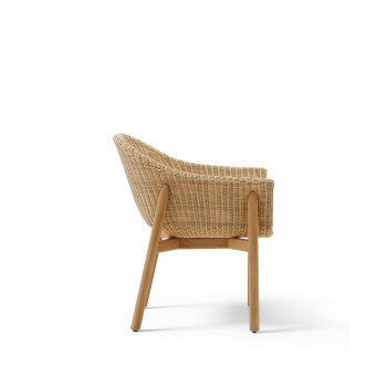 Sedia Galea in legno massello di teak e rattan sintetico FSC 100%