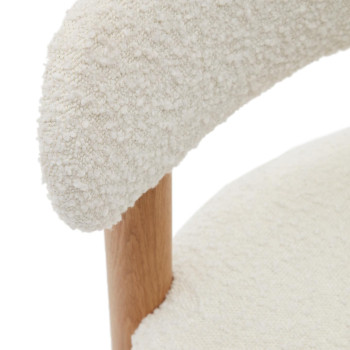 Sedia Nebai in tessuto bouclé