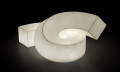 Seduta-scultura modulare TWIST versione luminosa di Plust