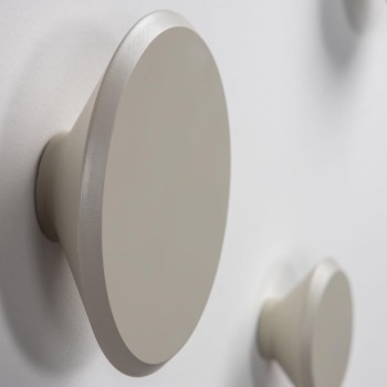 Set Nadua di 3 appendiabiti in legno massello di