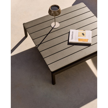 Tavolino da centro Sorells in alluminio