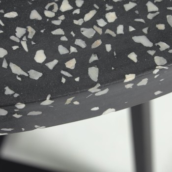 Tavolo rotondo Tella in terrazzo nero Ø 70 cmterrazzo nero Ø 70 cm