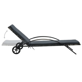 Liggestole med polyrattanbord