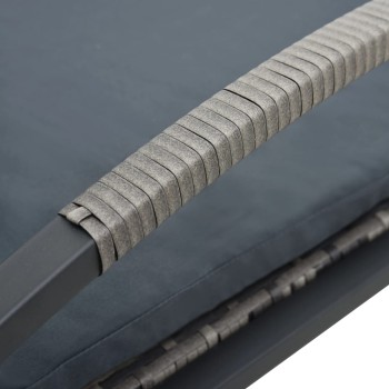Liggestole med polyrattanbord