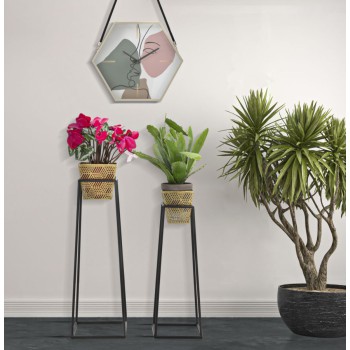 PAR FIRKANTEDE VASER