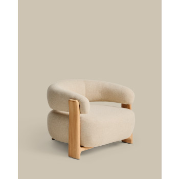 Udendørs lænestol i granitbeige med ben i 100% FSC massivt teaktræ med en naturlig finish.