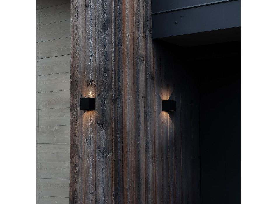 Επιτοίχιο φωτιστικό ATOM από την Ideal Lux