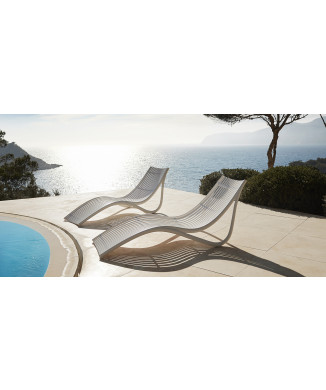 Ξαπλώστρα IBIZA από τη συλλογή VONDOM