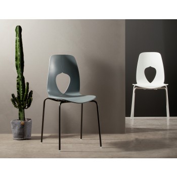 HOLE 7207 TONIN CASA CHAIR