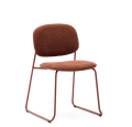 Stapelbare stoel Meli in terracotta chenille met terracotta metalen poten, FSC Mix Credit.