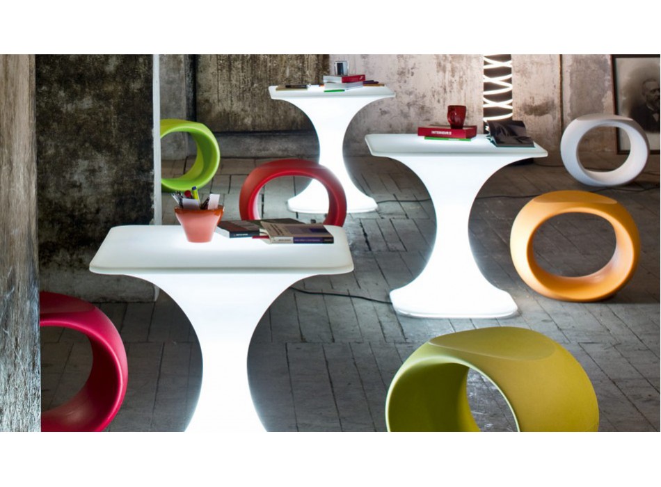 MILO TAFEL MET SERRALUNGA LAMP