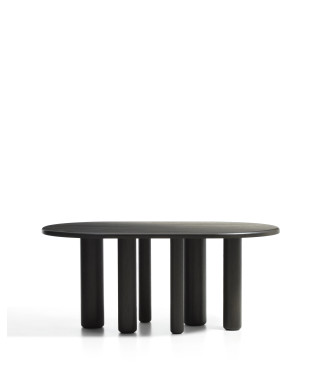 Mailen ovale tafel van essenhout met donkere afwerking Ø 180 x 105 cm