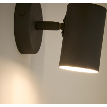 Luminária de parede Manie em metal com acabamento