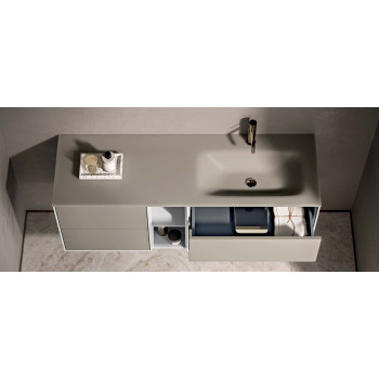 Composição de Plutão 130 Oltrebagno