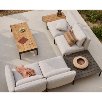 Sofá de canto modular para exterior Sorells com 5 lugares e estofamento.