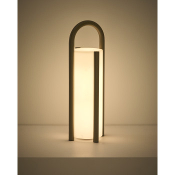 Luminária de mesa portátil grande Leros em polietileno e aço.