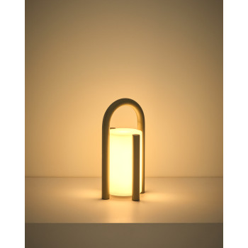 Luminária de mesa portátil Leros, pequena, em polietileno e aço.