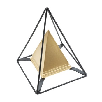 PIRÂMIDE DE OURO COM FERRO