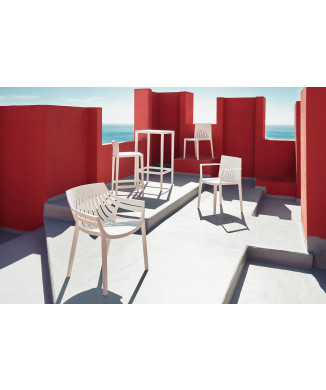 Poltrona SPRITZ Vondom em polipropileno