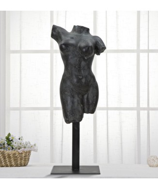 MUSEU DE ESCULTURAS MULHER