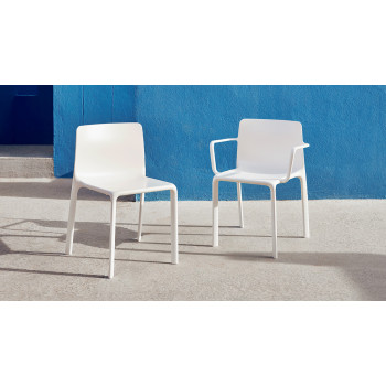 Cadeira de polipropileno KES VONDOM