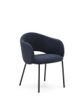 Cadeira Maina em chenille azul espesso e pés de aço com acabamento azul. Certificação FSC Mix Credit.