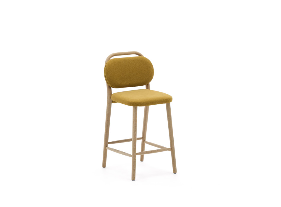 Banqueta Helda em chenille mostarda e carvalho maciço com certificação FSC Mix Credit, 65 cm
