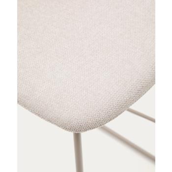 Banqueta Zahara com altura de 65 cm. O FORMATO.