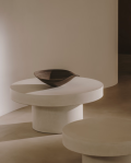 Mesa de centro redonda Aiguablava em concreto branco, Ø 66 cm