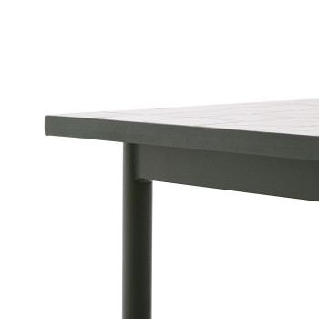 Mesa de exterior Maurina em aço galvanizado