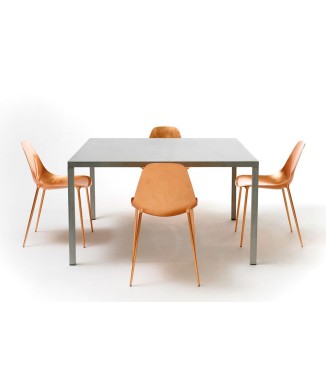 DET STORA ÅSIKTANDET CIATTI KVADRATBORDET